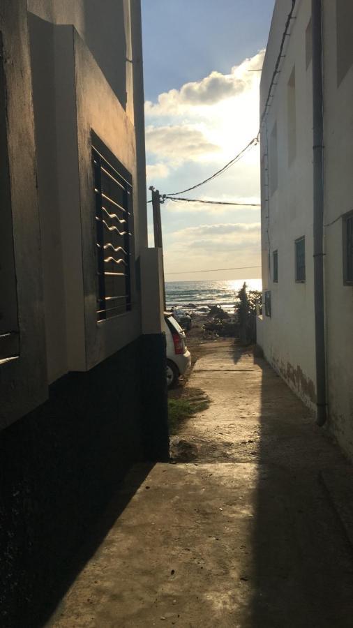 Dar El Pirata Hostel Asilah Bagian luar foto