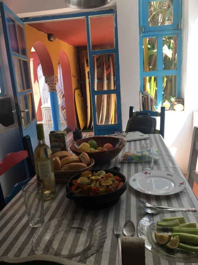 Dar El Pirata Hostel Asilah Bagian luar foto