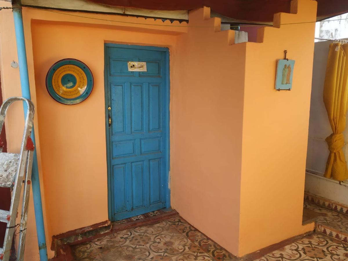 Dar El Pirata Hostel Asilah Bagian luar foto