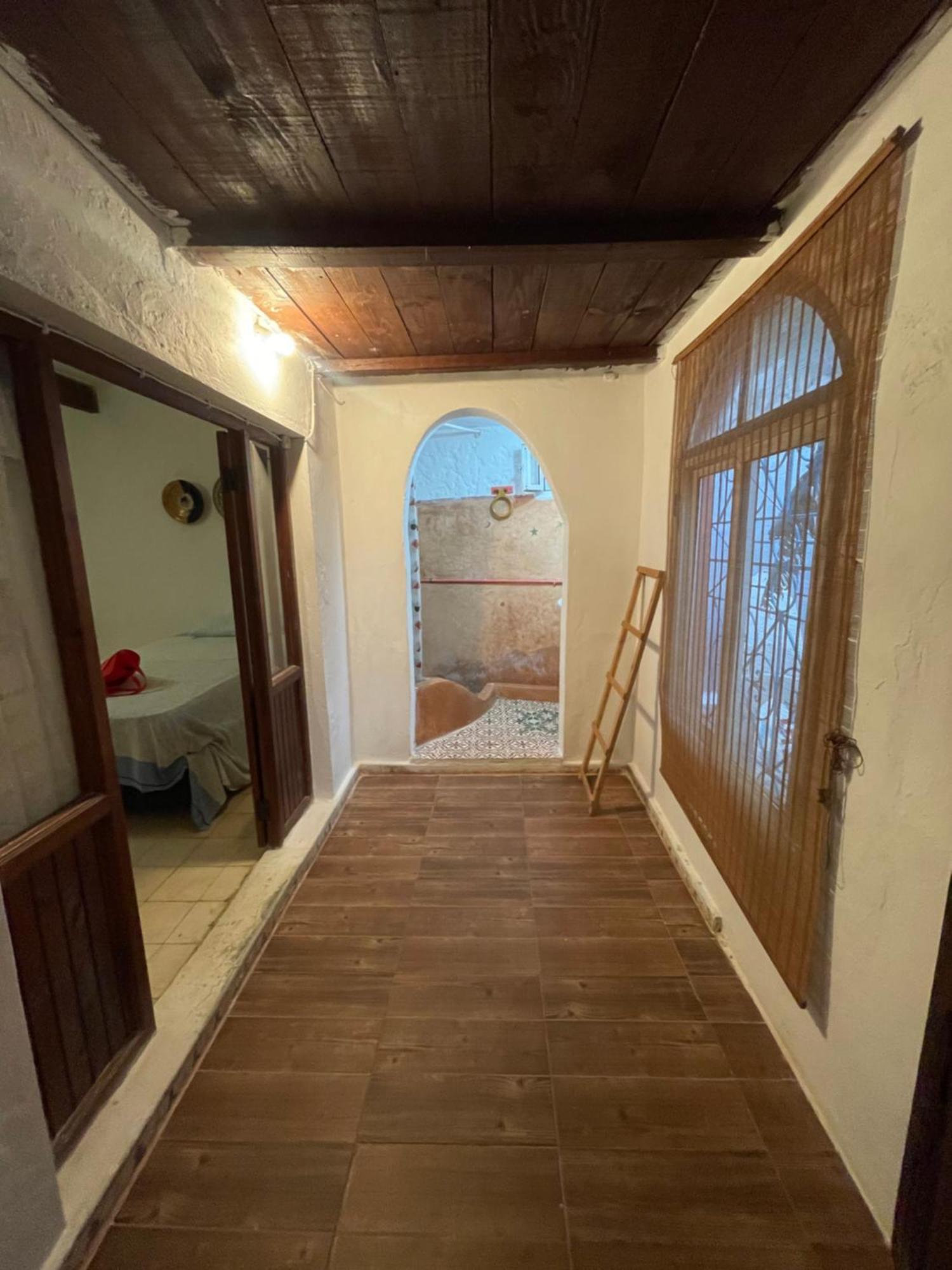 Dar El Pirata Hostel Asilah Bagian luar foto